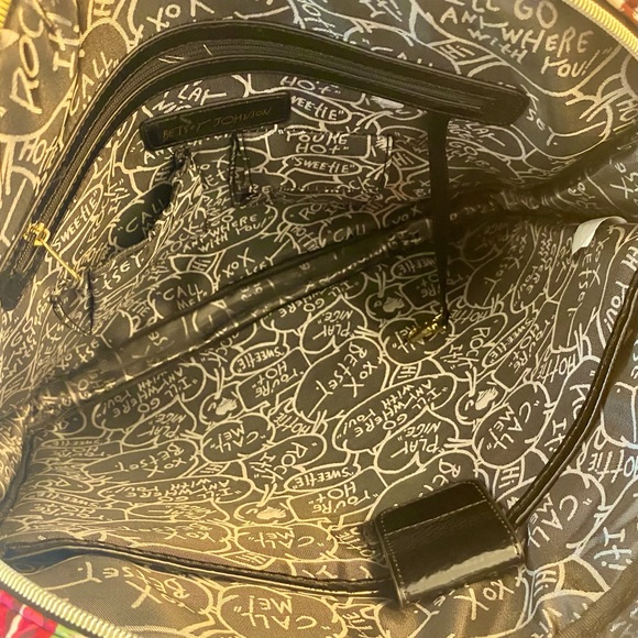 Betsey Johnson Laptop Handbag with Shoulder Strap, rose graffiti print - Picture 8 of 10